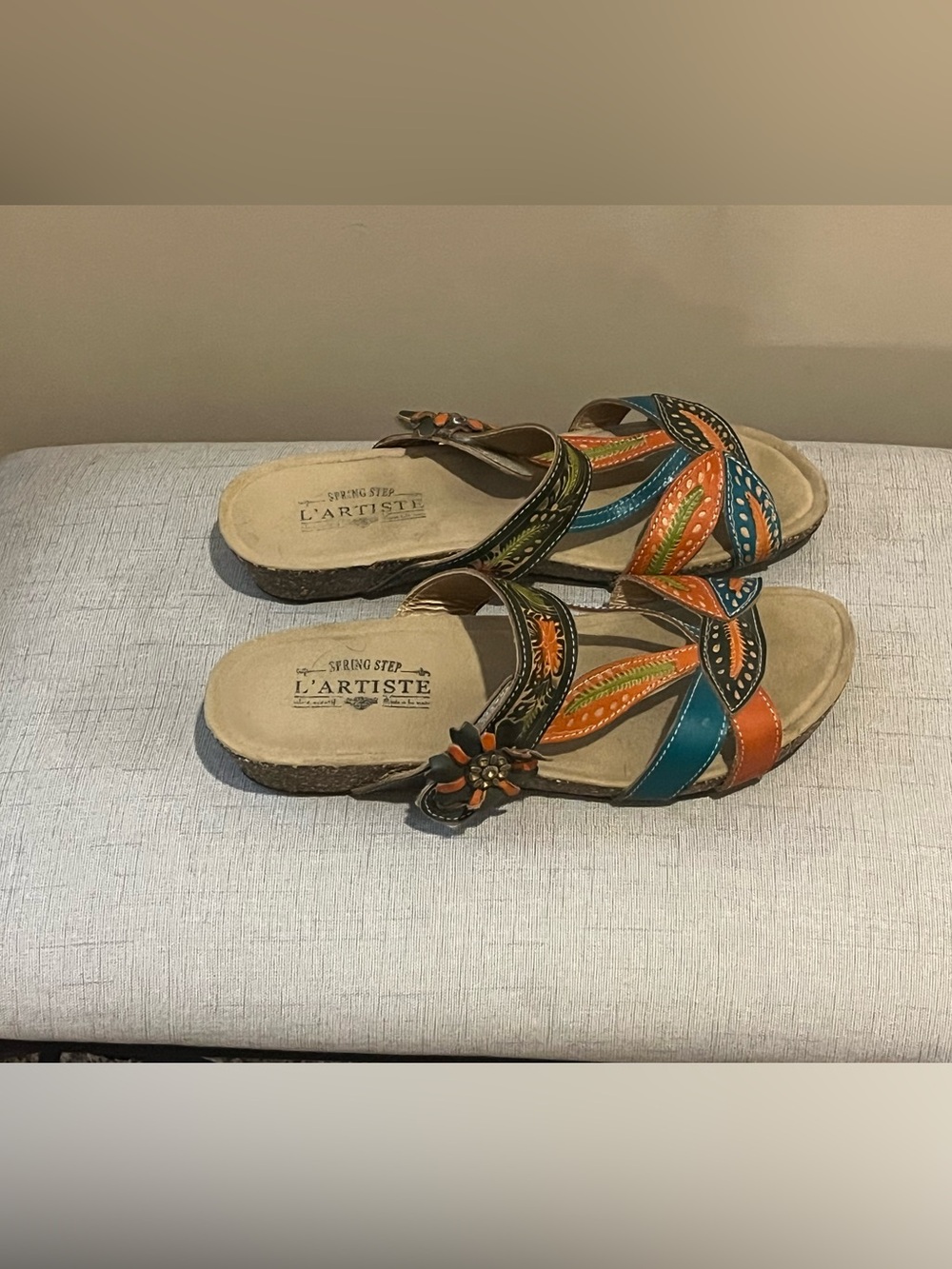 L'ATISTE Wilma Orange & Teal Floral Leather Slide Sandals, EU 41 - Picture 3 of 6